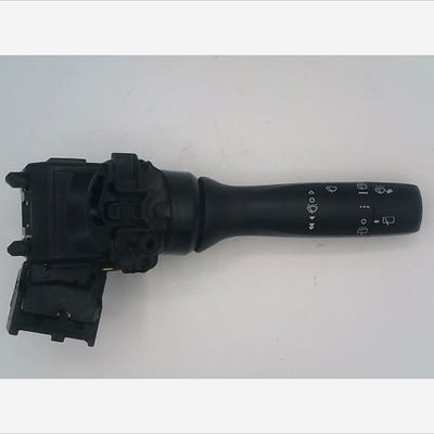 Commande essuie glace Toyota YARIS (_P13_) 1.0 (ksp130_) (2010)
