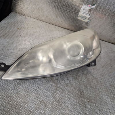 Phare gauche Peugeot 407 (6D_) 2.0 hdi 135 (6drhrh, 6drhre, 6drhrg, 6drhrj) (2004-2010) 4 portes