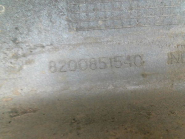 Bas caisse d RENAULT CLIO