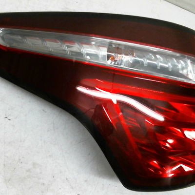 Feu arrière gauche CITROEN C4