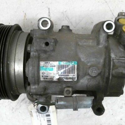 Compresseur air conditionne RENAULT CLIO