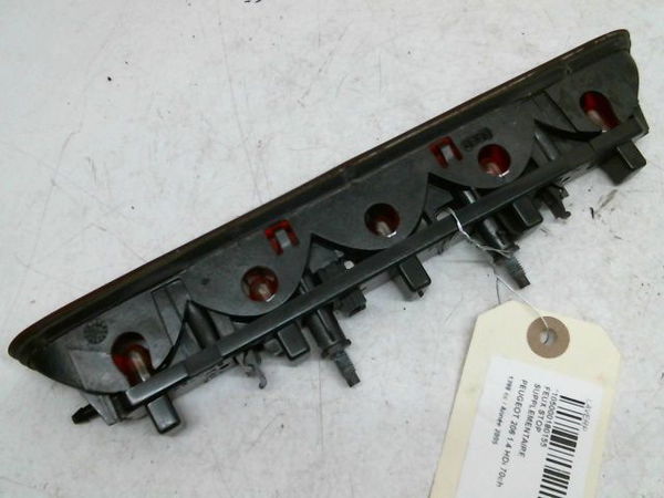 Feux stop supplementaire PEUGEOT 206
