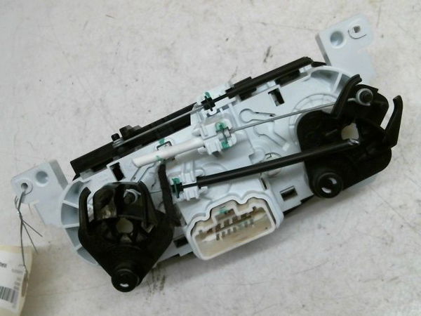Commande de chauffage DACIA SANDERO 0.9 TCE 90 STEPWAY