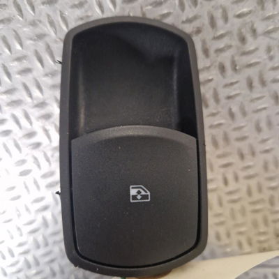 Commande lève-glace porte avant droite Opel CORSA D (S07) 1.0 (l08, l68) (2009-2014)
