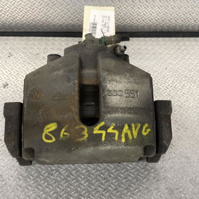 Etrier de frein avant gauche Audi A1 (8X1, 8XK) 2.0 tdi (2011-2015)