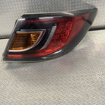 Feu arrière droit Mazda 6 A trois volumes (GH) 2.2 mzr-cd (gh10) (2009-2012)
