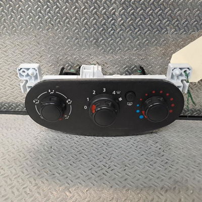 Commande de chauffage Dacia SANDERO II 1.2 (2012)