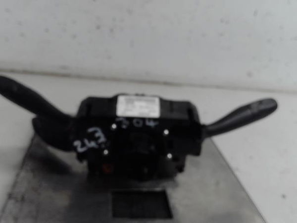 Interrupteur commande de frein a main Peugeot 207-207 (WA_, WC_) 1.4 16v (2006-2013) 3 portes