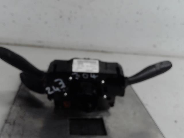 Interrupteur commande de frein a main Peugeot 207-207 (WA_, WC_) 1.4 16v (2006-2013) 3 portes