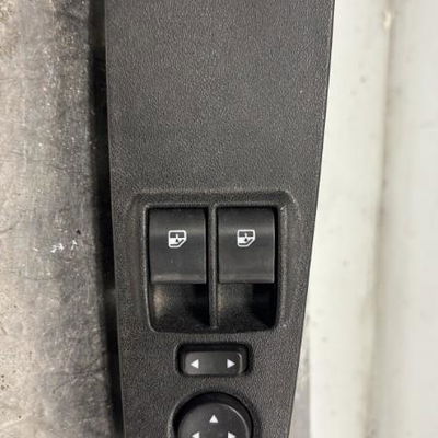 Commande lève-glace porte avant gauche Fiat GRANDE PUNTO (199_) 1.3 d multijet (199.axd11, 199.axd1a, 199.axd1b,... (2005-2010) 5 portes