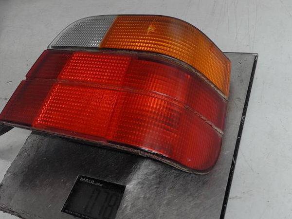 Feu arrière droit BMW SERIE 3 E36