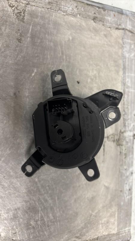 Interrupteur commande de phares Skoda SUPERB III (3V3) 1.4 tsi (2015)