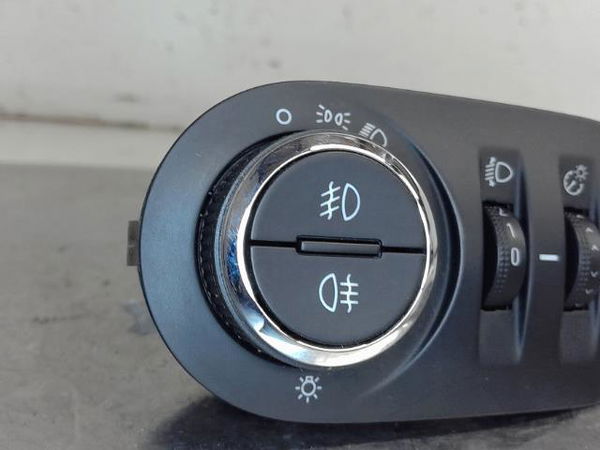 Interrupteur commande de phares Opel MERIVA B Monospace (S10) 1.7 cdti (75) (2010-2017)