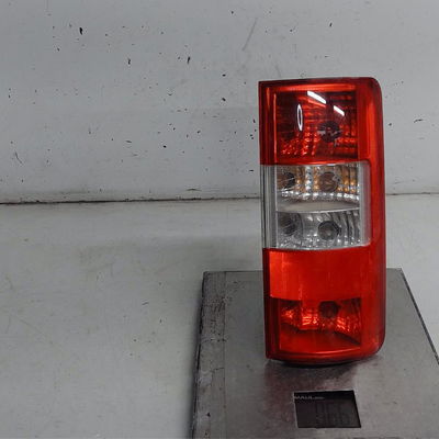 Feu arrière droit Ford TRANSIT CONNECT (P65_, P70_, P80_) 1.8 tdci (2002-2013) 3 portes