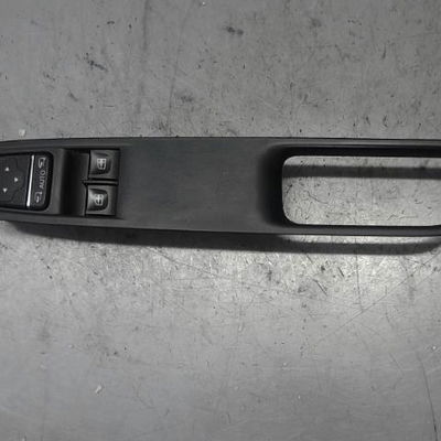 Commande lève-glace porte avant gauche Renault CAPTUR I (J5_, H5_) 1.5 dci 90 (2013) 5 portes