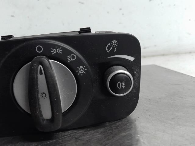 Interrupteur commande de phares Ford FIESTA VI (CB1, CCN) 1.6 tdci (2008-2012)