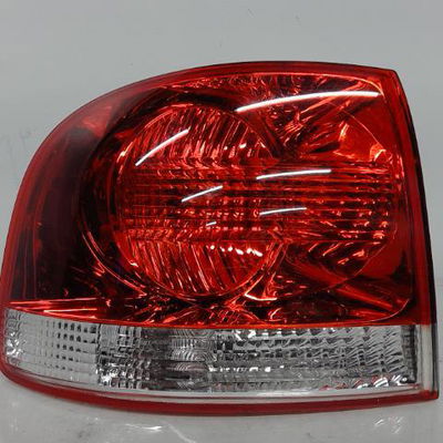 Feu arrière gauche Volkswagen TOUAREG (7LA, 7L6, 7L7) 3.2 v6 (2002-2006)