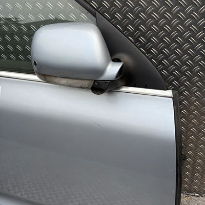 Porte avant droite Volkswagen TOUAREG (7LA, 7L6, 7L7) 3.2 v6 (2002-2006)