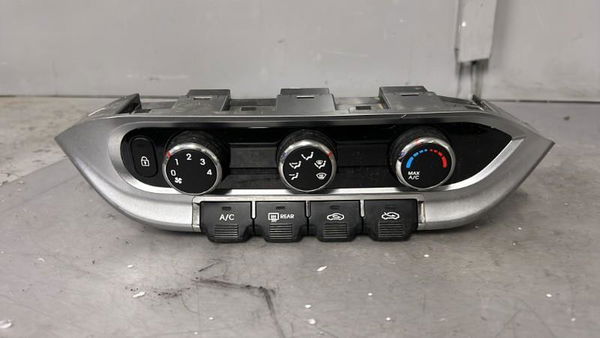 Commande de chauffage Kia RIO III (UB) 1.25 cvvt (2011-2017)