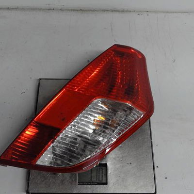 Feu arrière droit Hyundai I10 I (PA) 1.2 (2011-2013)