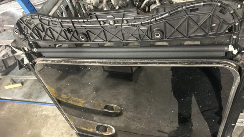 Toit ouvrant Peugeot 5008 II (MC_, MJ_, MR_, M4_) 2.0 bluehdi 136 (2016)