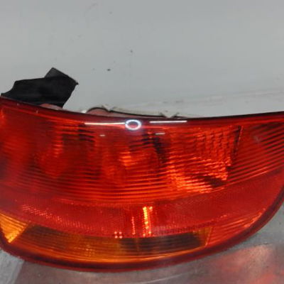 Feu arrière droit Audi A3 (8P1) 2.0 tdi quattro (2003-2008)