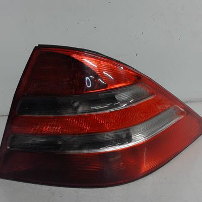 Feu arrière droit Mercedes-benz CLASSE S (W220) S 320 cdi (220.025, 220.125) (2002-2005)