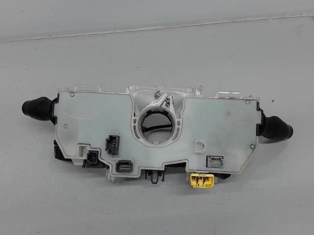 Interrupteur commande de frein a main Renault MEGANE III Grandtour (KZ0-1) 1.6 bifuel (kz03) (2008)