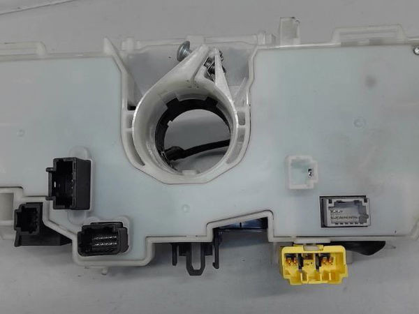 Interrupteur commande de frein a main Renault MEGANE III Grandtour (KZ0-1) 1.6 bifuel (kz03) (2008)