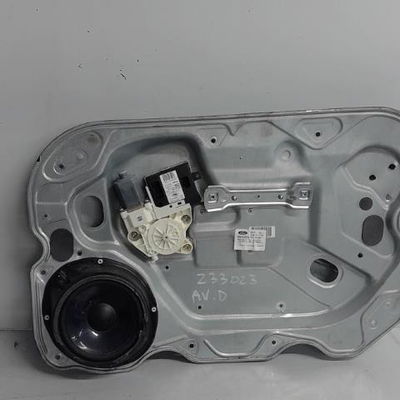 Moteur essuie-glace av droit Ford FOCUS II Turnier (DA_, FFS, DS) 1.8 tdci (2004-2012)