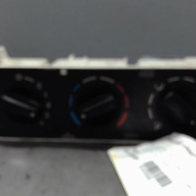 Commande de chauffage Peugeot PARTNER Camionnette-Monospace (5_, G_) 1.9 d (1996-2002) 3 portes