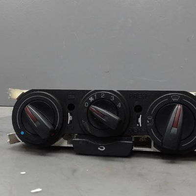 Commande de chauffage Seat IBIZA IV SC (6J1, 6P5) 1.4 tdi (2008-2010)