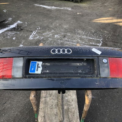 Hayon Audi 80 B4 A trois volumes (8C2) 2.6 (1992-1994)