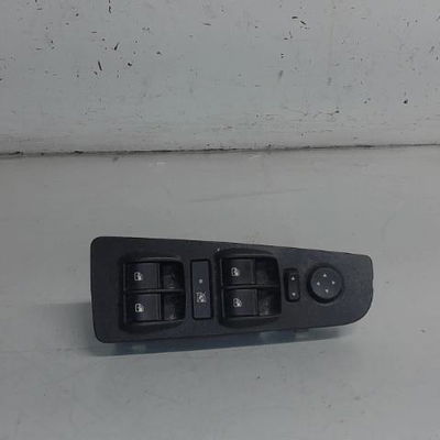 Commande lève-glace porte avant gauche Fiat GRANDE PUNTO (199_) 1.3 d multijet (2008)