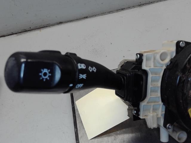 Interrupteur commande de frein a main Hyundai TUCSON (JM) 2.0 crdi (2006-2010)