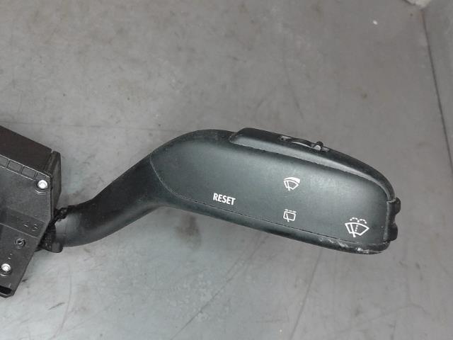 Interrupteur commande de frein a main Seat IBIZA IV (6J5, 6P1) 1.4 (2008-2015)