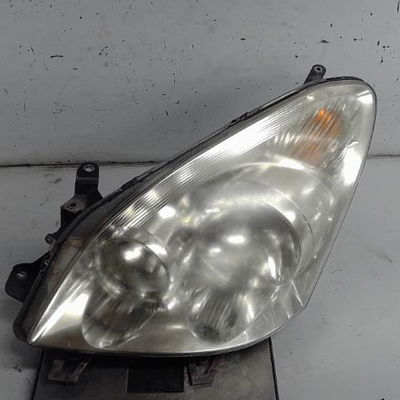 Phare gauche Toyota COROLLA Verso (ZER_, ZZE12_, R1_) 2.2 d-4d (aur10_) (2005-2009) 5 portes
