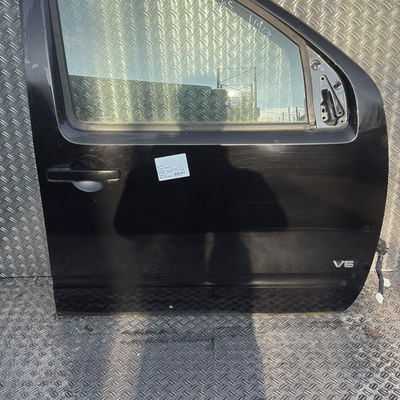 Porte avant droite Nissan NP300 NAVARA (D40) 3.0 dci 4wd (2010)