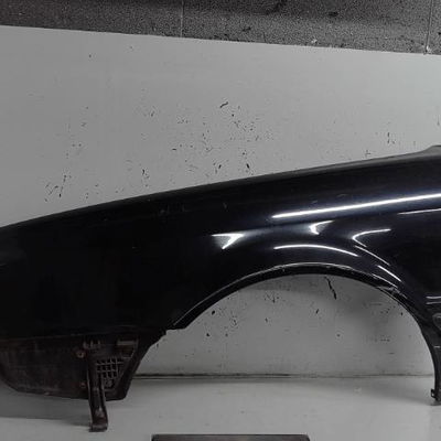Aile avant gauche Audi 80 B4 Avant (8C5) 1.9 tdi (1992-1996)