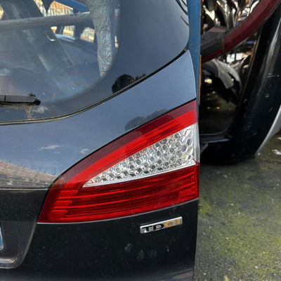 Hayon Ford MONDEO IV Turnier (BA7) 2.0 tdci (2007-2014)