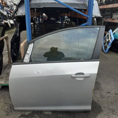 Porte avant gauche Opel ASTRA J (P10) 1.7 cdti (68) (2009-2015)