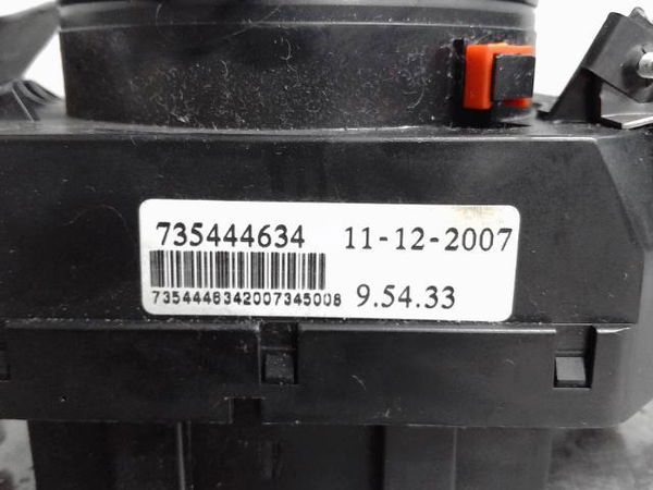 Interrupteur commande de frein a main Fiat PANDA (169_) 1.2 (169.axb11, 169.axb1a) (2003) 5 portes