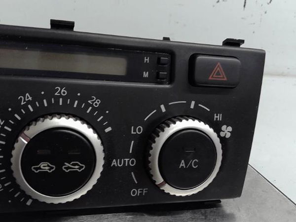 Commande de chauffage Lexus IS I (_E1_) 200 (gxe10) (1999-2005)