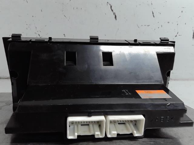 Commande de chauffage Lexus IS I (_E1_) 200 (gxe10) (1999-2005)
