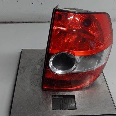 Feu arrière droit Volkswagen FOX 3-5 portes (5Z1, 5Z3, 5Z4) 1.2 (2005-2011)