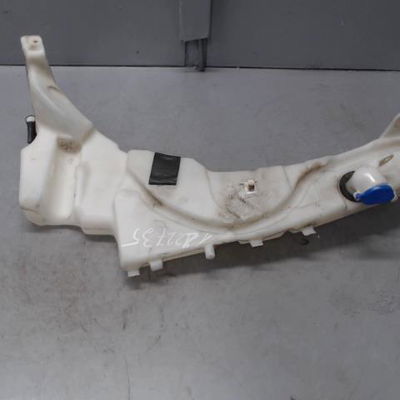 Reservoir lave-glace avant Ford FOCUS II Turnier (DA_, FFS, DS) 1.6 tdci (2004-2012)