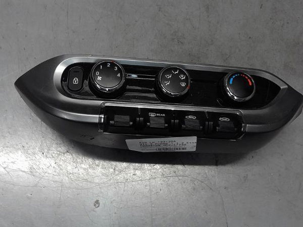 Commande de chauffage Kia RIO III (UB) 1.25 cvvt (2011-2017)