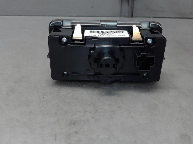 Commande eclairage Volvo V40 3-5 portes (525) D2 (2012-2016)