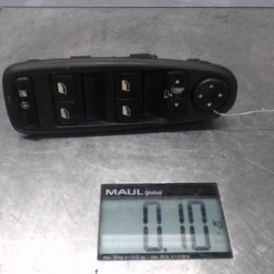 Commande lève-glace porte avant gauche Citroën C4 GRAND PICASSO I (UA_) 2.0 hdi 150 (2009-2013)