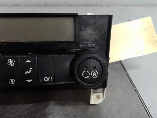 Commande de chauffage Renault LAGUNA II (BG0-1_) 1.9 dci (bg08, bg0g) (2001-2007)